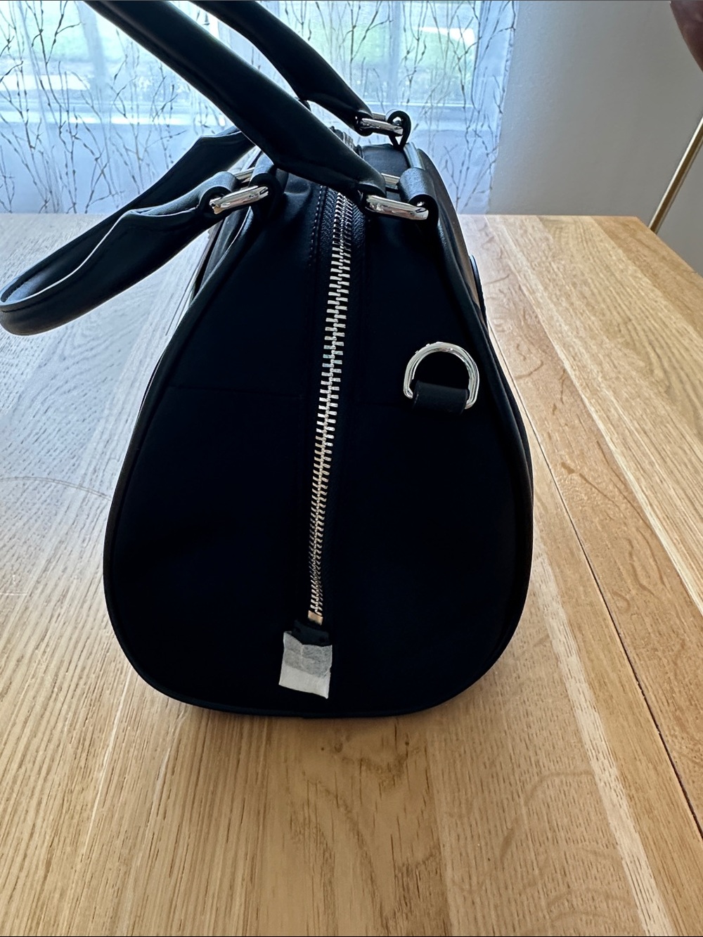 NWT Lululemon Bowler Crossbody Bag 4.5L - Picture 9 of 10
